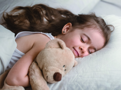 glückliche mutter mit kind